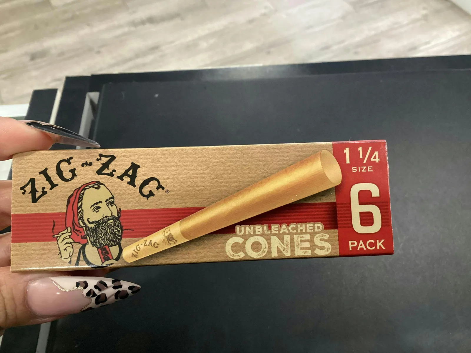 Zig-Zag - 6 unbleached cones 1|1\4