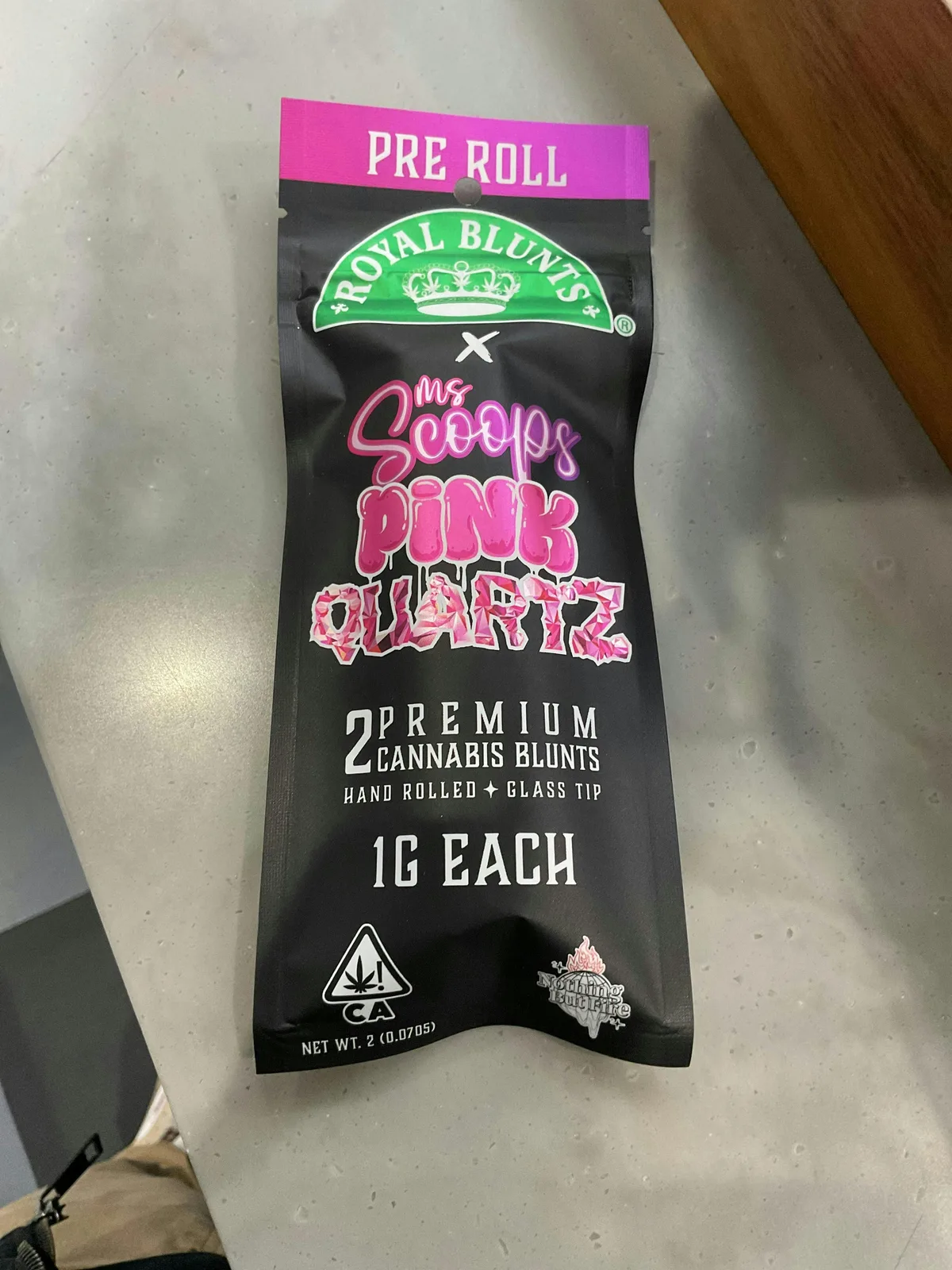 Royal Blunts - Hand Rolled Cannarillo - Ms. Scoops x Royal Blunts - Pink Quartz - 2g (2pk)