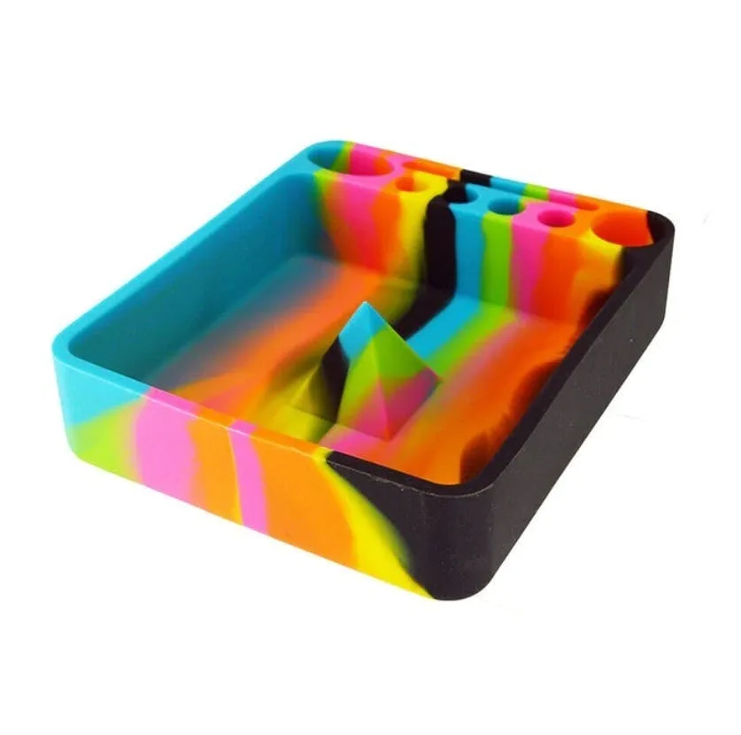 SmokeZilla - Pyramid Silicone Ashtray